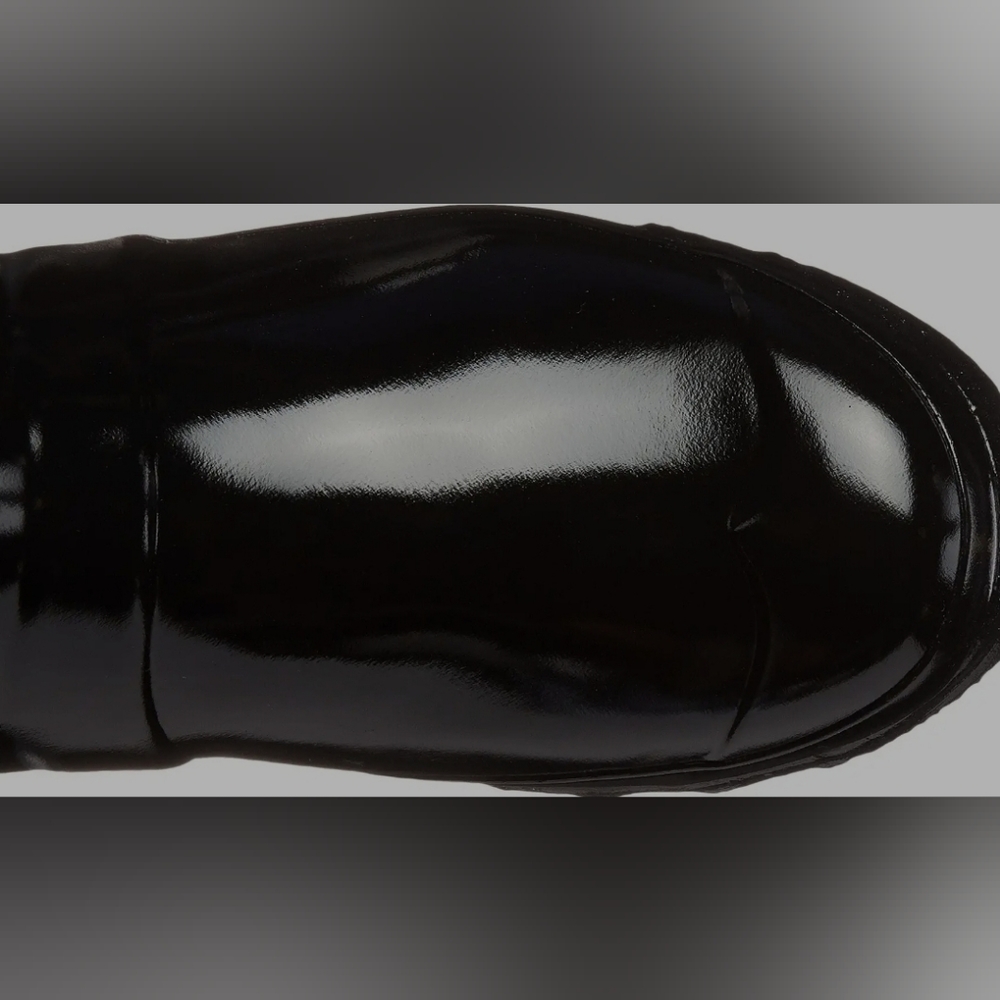 ‼️MOVING PRICED TO SELL ‼️Hunter Boots - Picture 3 of 3